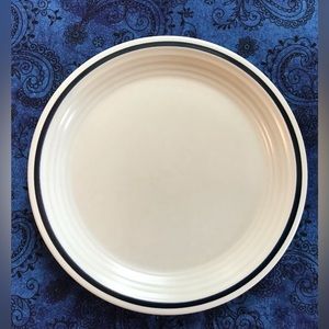 Vintage Town & Country Collection Blue Ridge Salad Plate